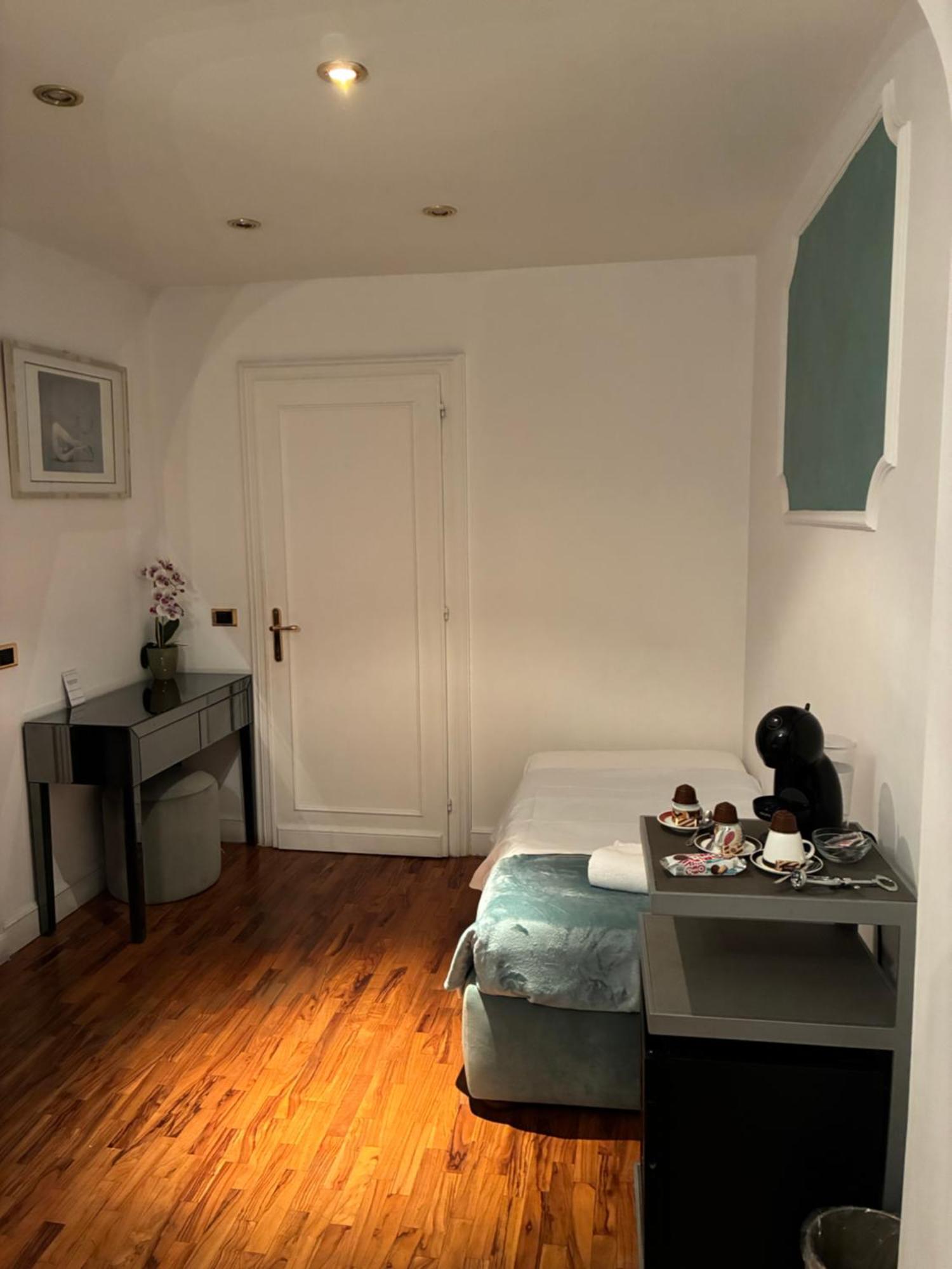 D.R.Rome Spanish Luxury Suites Exterior foto